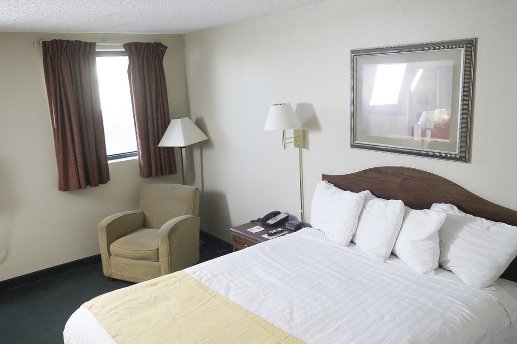 Americas Best Value Inn St. Louis / South Mehlville Dış mekan fotoğraf